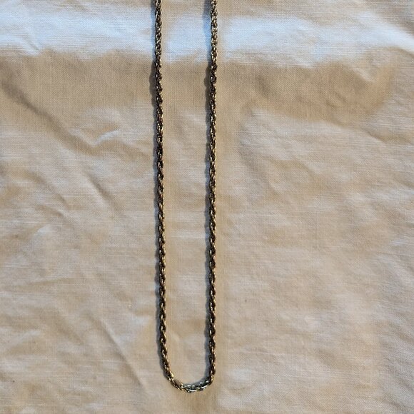 Single Gold Color Tone Twisted Woven Rope Chain Necklace - Picture 1 of 2